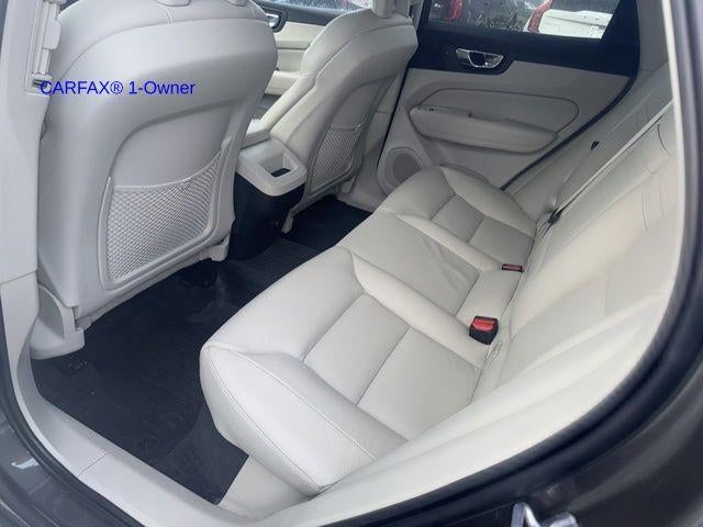 2018 Volvo XC60 T5 AWD Momentum