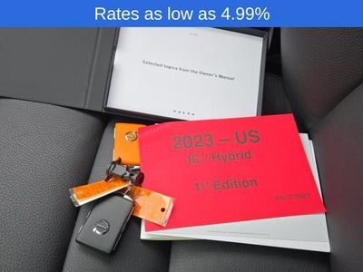 2023 Volvo XC90 B6 AWD Plus 6P