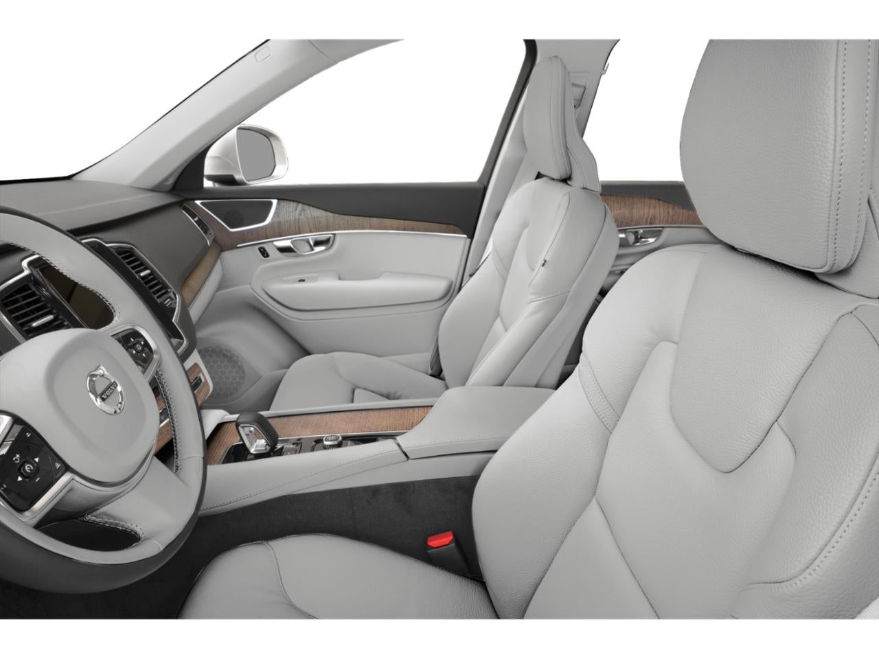2025 Volvo XC90 B6 AWD Plus 6-Seater