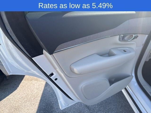 2024 Volvo XC90 B6 AWD Plus Bright Theme 7P