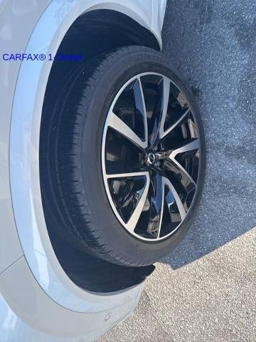 2024 Volvo XC90 B6 AWD Plus Bright Theme 7P