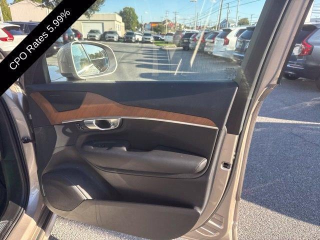 2025 Volvo XC90 B6 AWD Plus 7-Seater