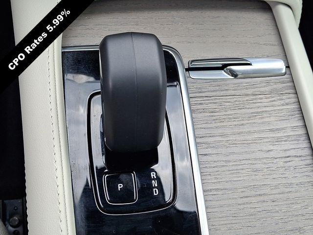2025 Volvo XC90 B6 AWD Plus 7-Seater