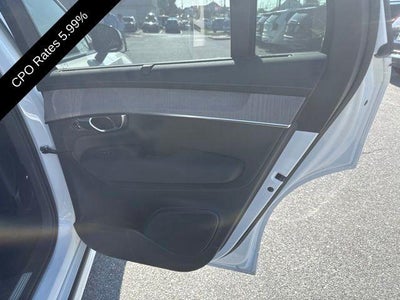 2026 Volvo XC90 B6 AWD Ultra Dark Theme 7-Seater