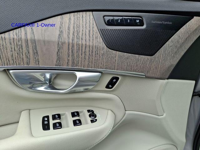 2023 Volvo XC90 B6 AWD Plus 7P