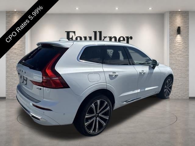 2023 Volvo XC60 B6 AWD Ultimate Bright Theme