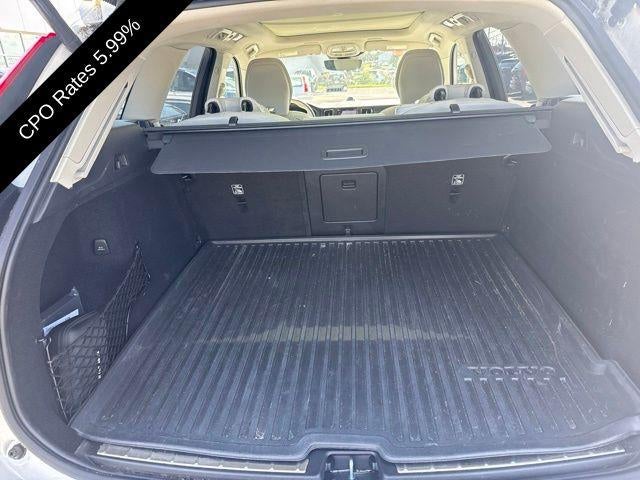 2023 Volvo XC60 B6 AWD Ultimate Bright Theme