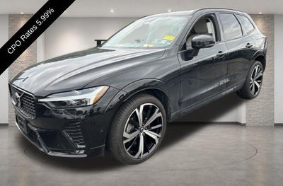 2023 Volvo XC60 B6 AWD Ultimate Dark Theme