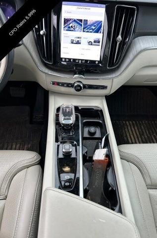 2023 Volvo XC60 B6 AWD Ultimate Dark Theme