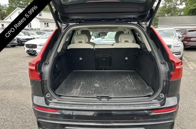 2023 Volvo XC60 B6 AWD Ultimate Dark Theme