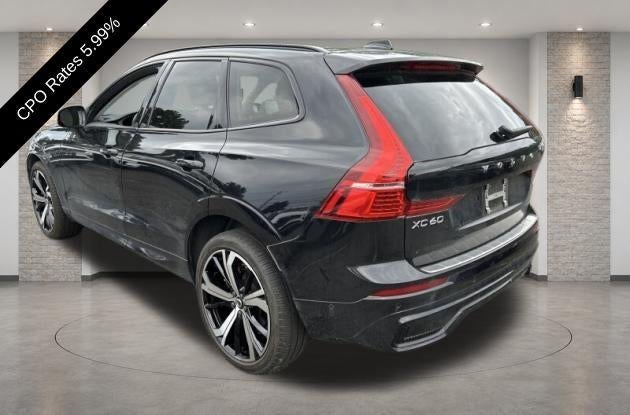 2023 Volvo XC60 B6 AWD Ultimate Dark Theme