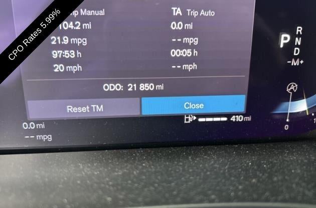 2023 Volvo XC60 B6 AWD Ultimate Dark Theme