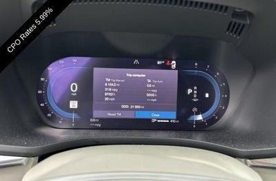 2023 Volvo XC60 B6 AWD Ultimate Dark Theme