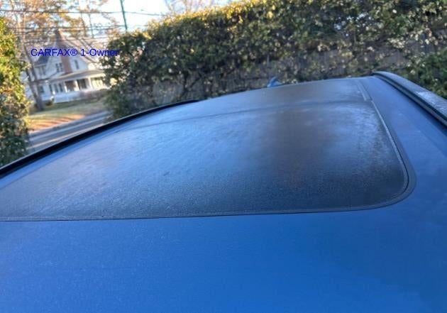 2023 Volvo XC60 B6 AWD Ultimate Dark Theme