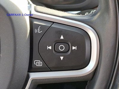 2021 Volvo XC60 T5 AWD Momentum