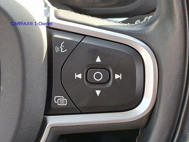 2021 Volvo XC60 T5 AWD Momentum