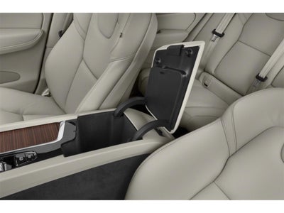 2021 Volvo XC60 T5 AWD Momentum