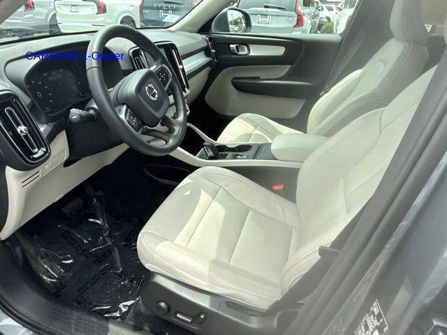 2019 Volvo XC40 T5 AWD Momentum