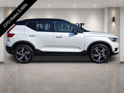 2021 Volvo XC40 T5 AWD R-Design