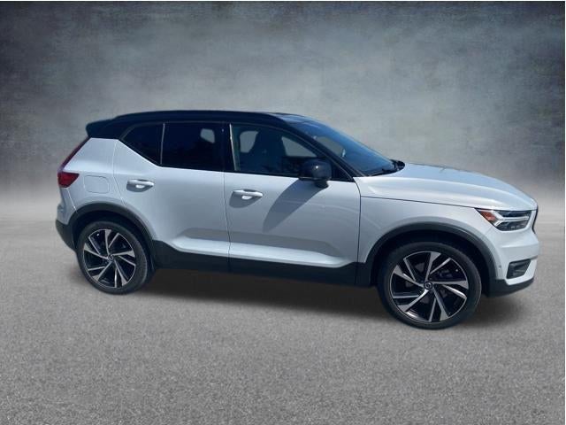 2021 Volvo XC40 T5 AWD R-Design