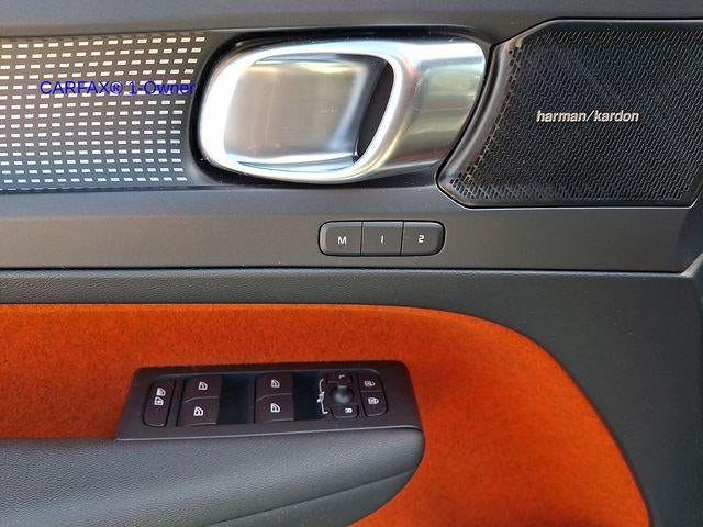 2019 Volvo XC40 T5 AWD R-Design