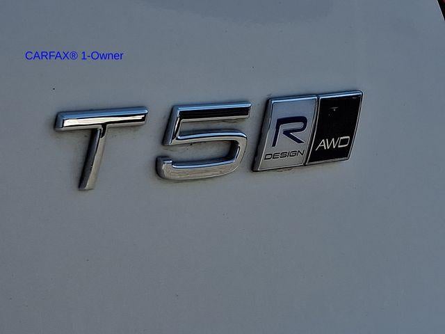 2019 Volvo XC40 T5 AWD R-Design