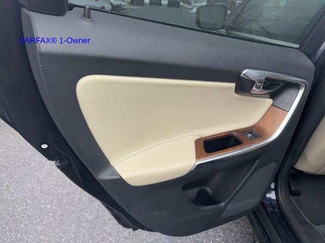 2017 Volvo XC60 T6 AWD Inscription