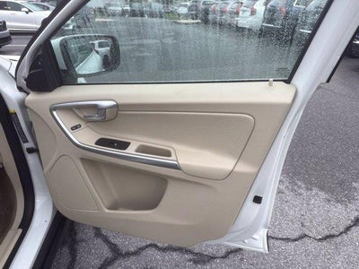 2010 Volvo XC60 AWD 4dr 3.0T w/Moonroof