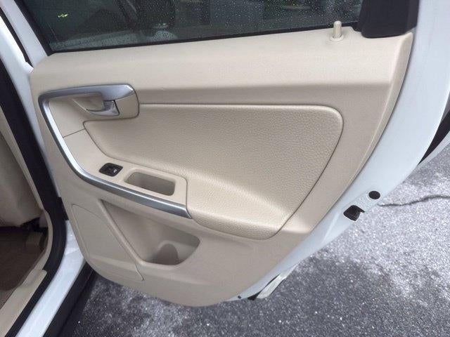 2010 Volvo XC60 AWD 4dr 3.0T w/Moonroof