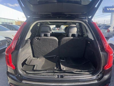 2020 Volvo XC90 T6 AWD Momentum 7 Passenger
