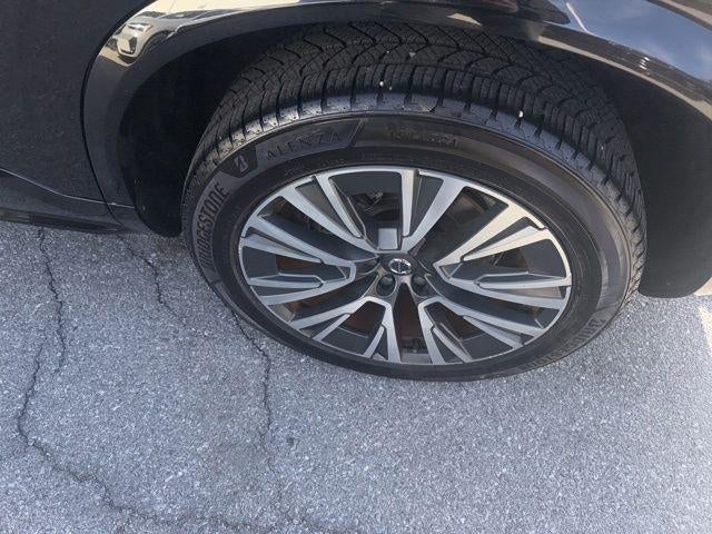 2020 Volvo XC90 T6 AWD Momentum 7 Passenger