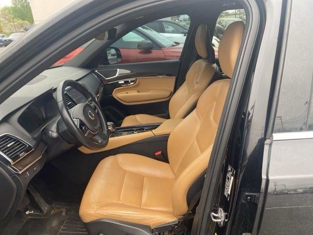 2016 Volvo XC90 AWD 4dr T6 Momentum