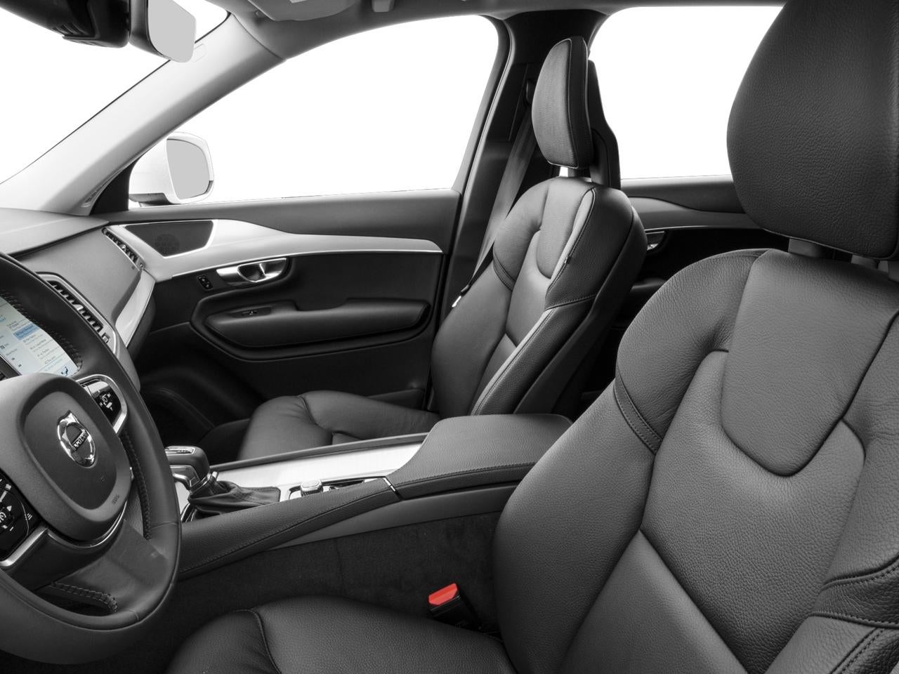2018 Volvo XC90 T6 AWD 7-Passenger Momentum