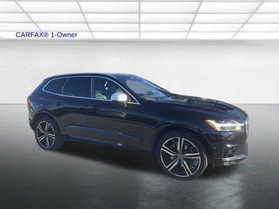 2019 Volvo XC60 T8 eAWD Plug-In Hybrid R-Design