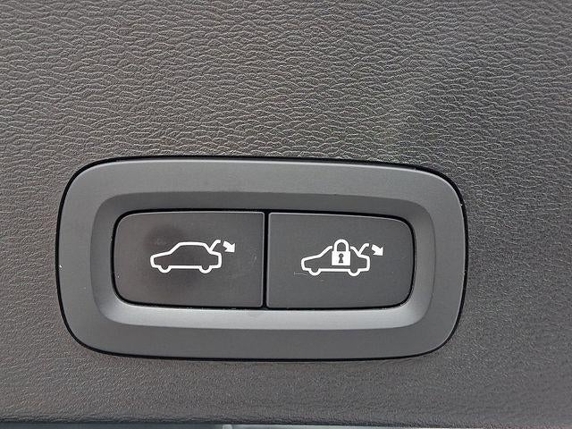 2023 Volvo XC40 Recharge Pure Electric Twin eAWD Ultimate