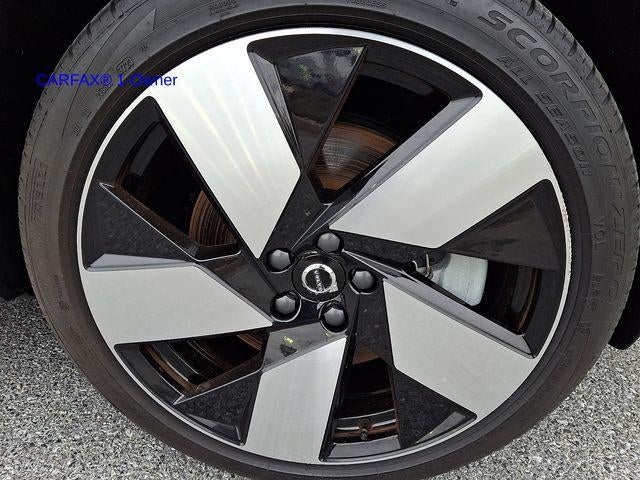 2024 Volvo C40 Recharge Pure Electric Twin AWD Plus