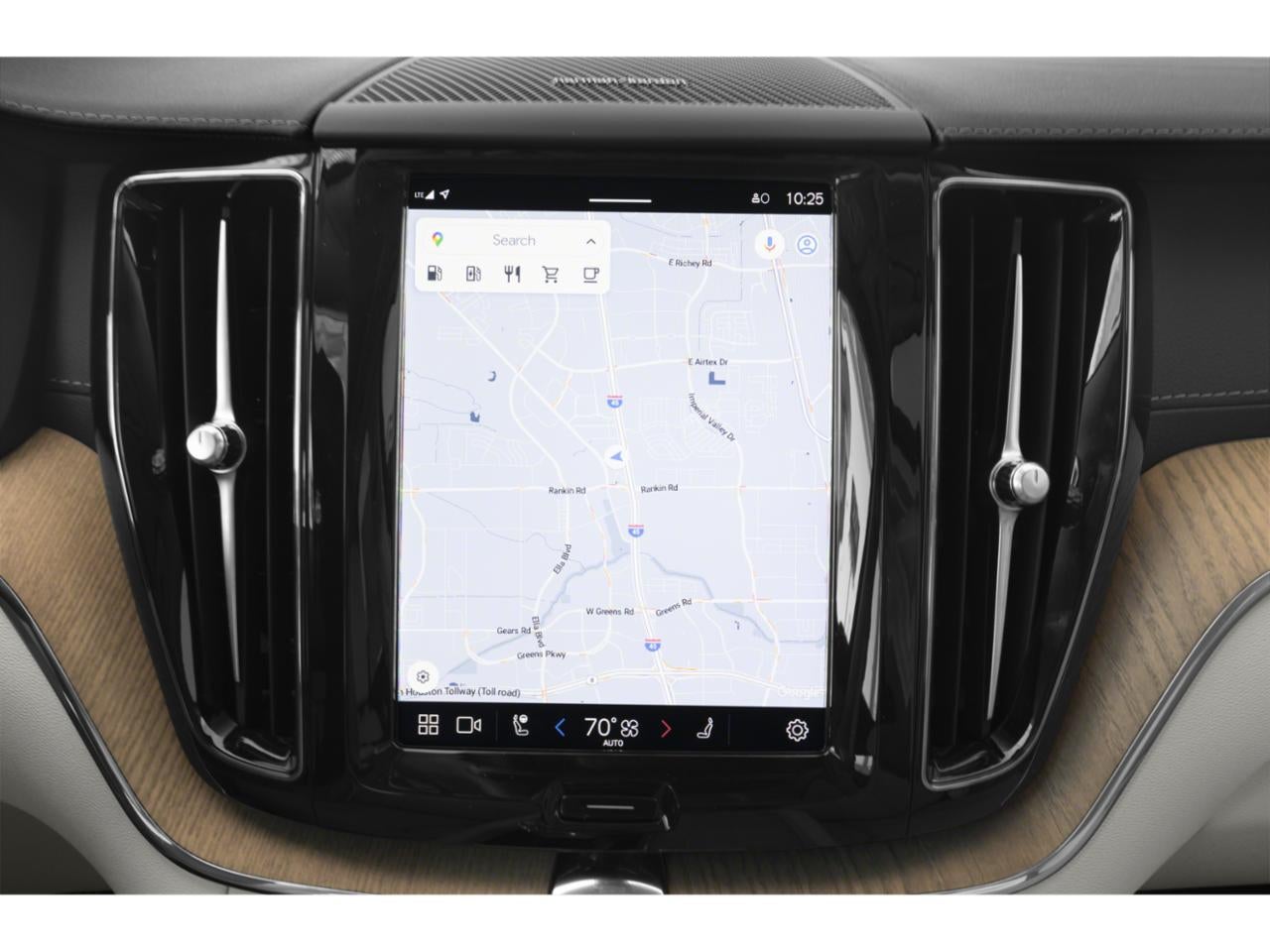 2024 Volvo XC60 Recharge Plug-In Hybrid T8 eAWD PHEV Ultimate Dark Theme