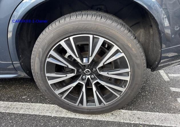 2025 Volvo XC90 Plug-In Hybrid T8 AWD Plus 6-Seater
