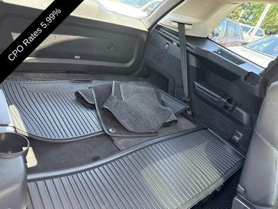 2025 Volvo XC90 Plug-In Hybrid T8 AWD Plus 6-Seater