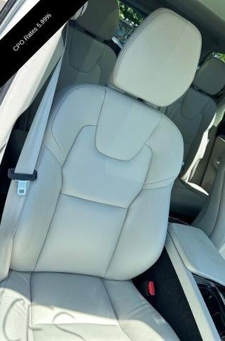 2025 Volvo XC90 Plug-In Hybrid T8 AWD Plus 7-Seater