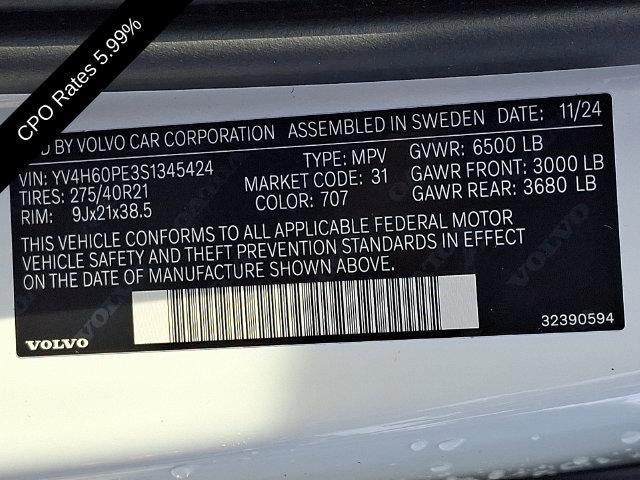 2025 Volvo XC90 Plug-In Hybrid T8 AWD Plus 7-Seater