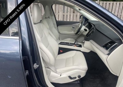 2025 Volvo XC90 Plug-In Hybrid T8 AWD Plus 7-Seater