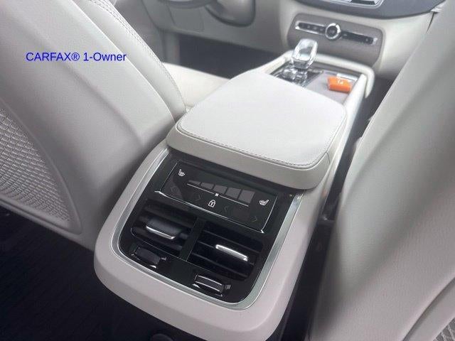 2025 Volvo XC90 Plug-In Hybrid T8 AWD Ultra 7-Seater