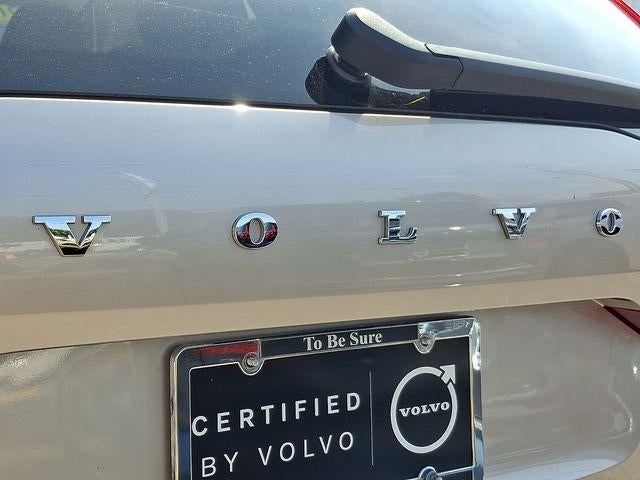 2025 Volvo XC60 Plug-In Hybrid T8 AWD Plus