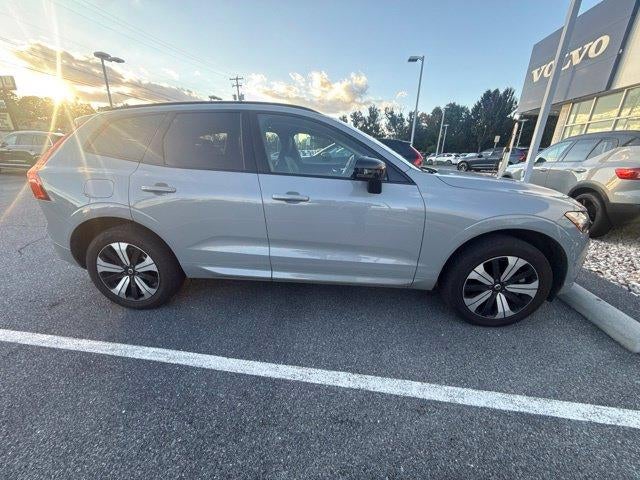 2025 Volvo XC60 Plug-In Hybrid T8 AWD Plus