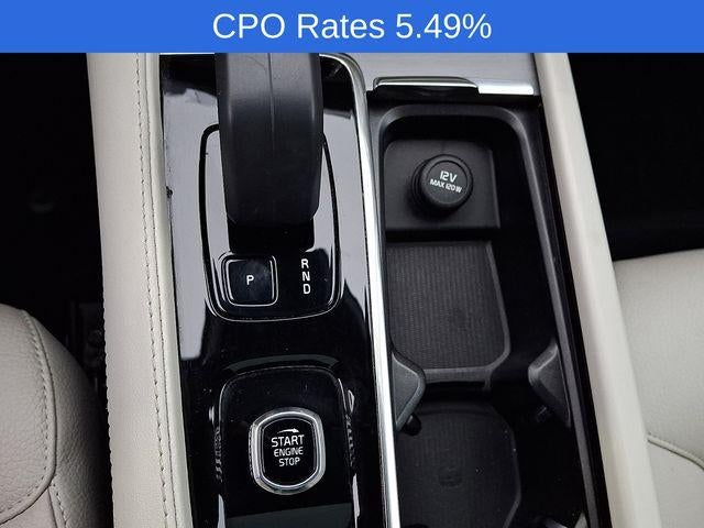 2023 Volvo XC90 B5 AWD Core 7P