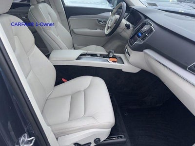2023 Volvo XC90 B5 AWD Core 7P