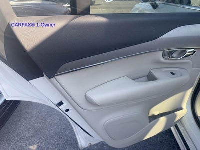 2023 Volvo XC90 B5 AWD Core 7P