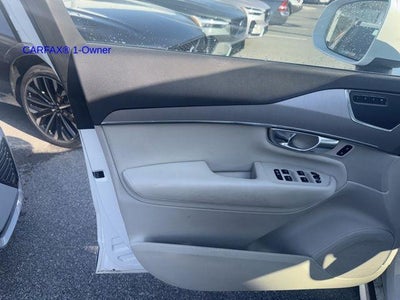 2023 Volvo XC90 B5 AWD Core 7P