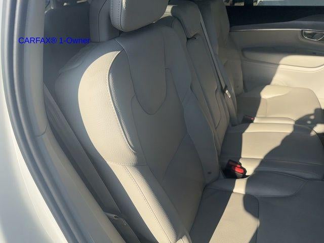 2023 Volvo XC90 B5 AWD Core 7P